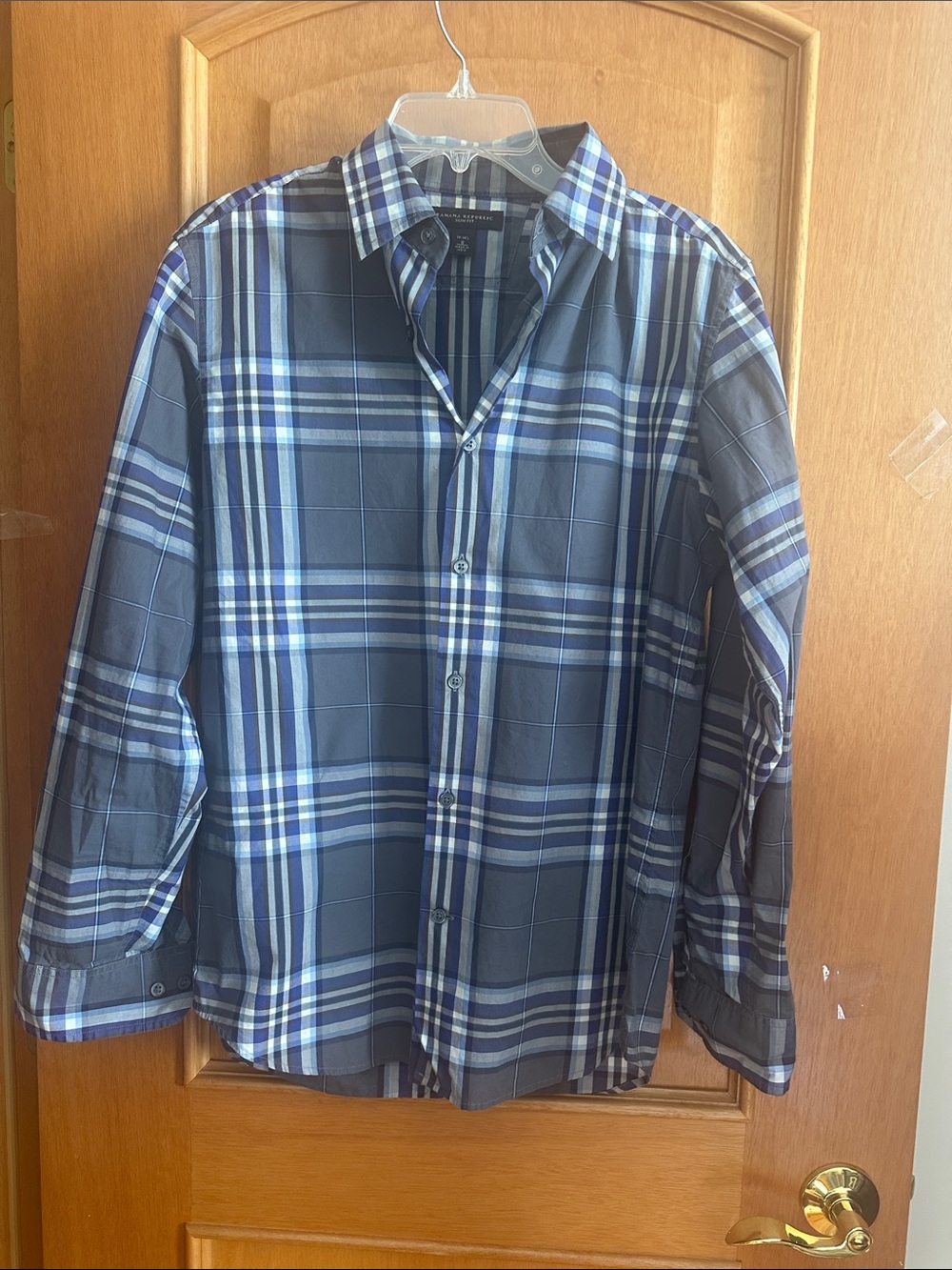 Banana Republic Men's Blue Plaid Button-Up Shirt - Picture 3 of 5